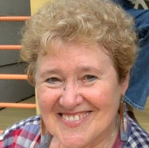 Meet your Posher, Raluca